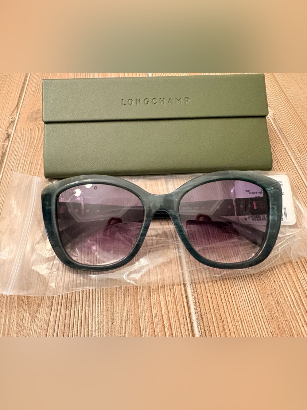 Longchamp Green Malachite Sunglasses NWT + Case